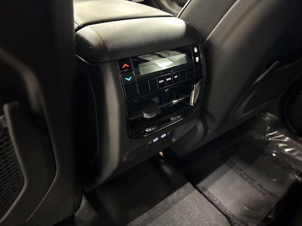 2027 Jeep Grand Cherokee GRAND CHEROKEE L LAREDO ALTITUDE 4X4