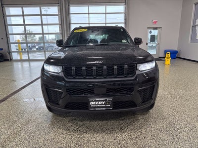 2027 Jeep Grand Cherokee GRAND CHEROKEE L LAREDO ALTITUDE 4X4