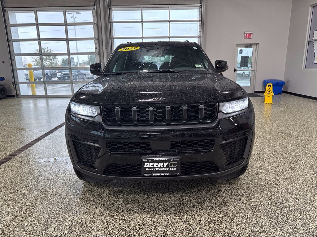 2027 Jeep Grand Cherokee GRAND CHEROKEE L LAREDO ALTITUDE 4X4