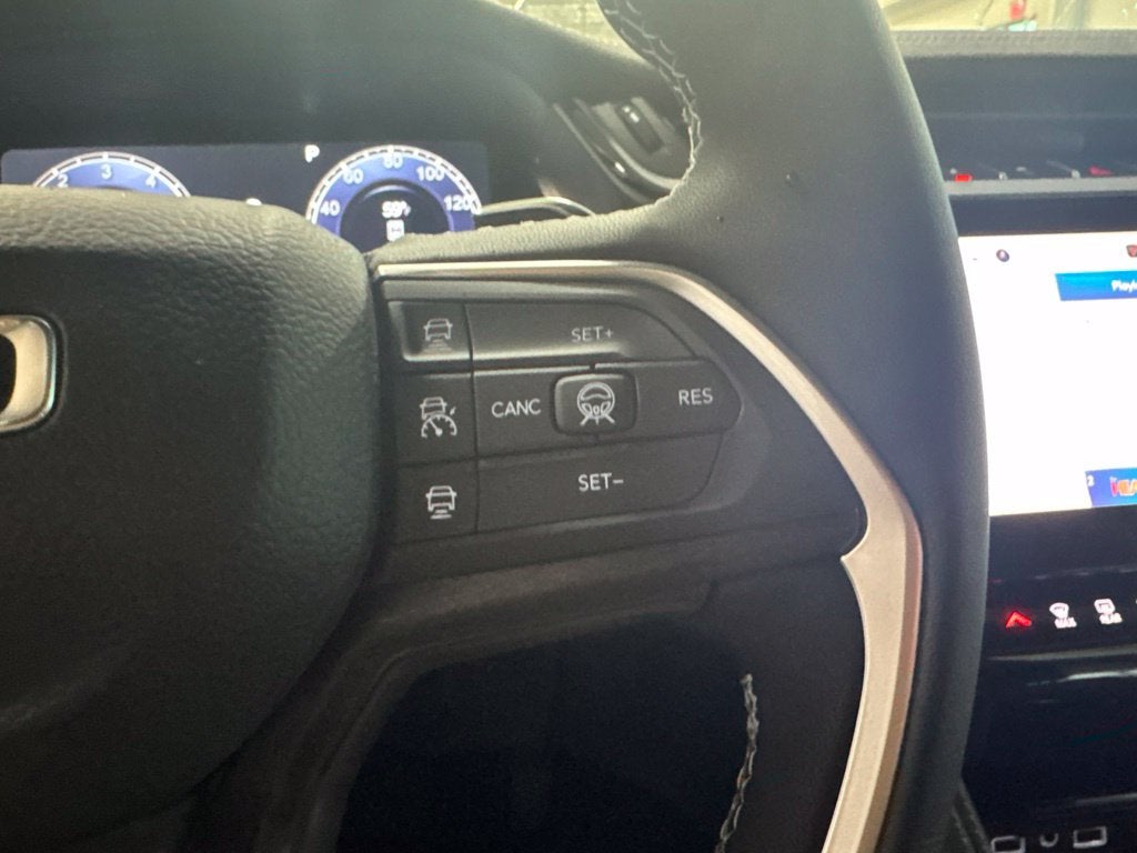 2027 Jeep Grand Cherokee GRAND CHEROKEE L LAREDO ALTITUDE 4X4