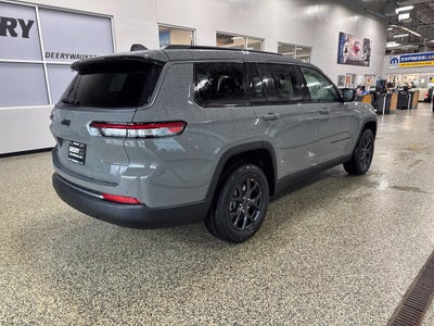 2027 Jeep Grand Cherokee GRAND CHEROKEE L LAREDO ALTITUDE 4X4