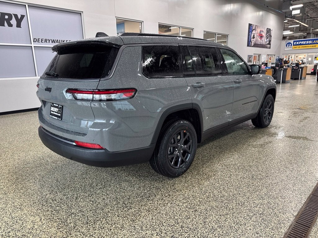 2027 Jeep Grand Cherokee GRAND CHEROKEE L LAREDO ALTITUDE 4X4