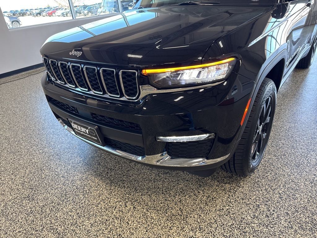2023 Jeep Grand Cherokee L Limited 4x4