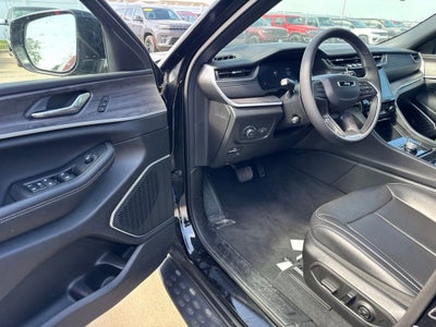 2025 Jeep Grand Cherokee L Limited 4x4