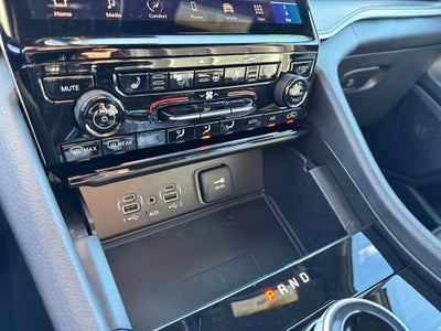 2025 Jeep Grand Cherokee L Limited 4x4