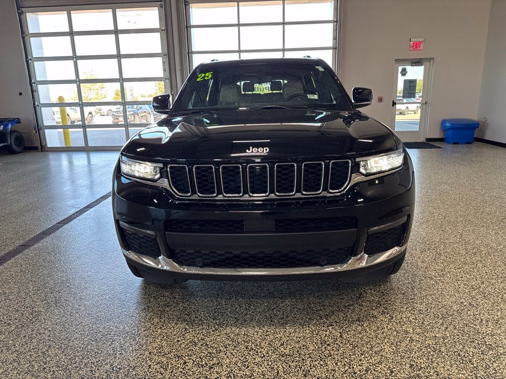 2025 Jeep Grand Cherokee L Limited 4x4