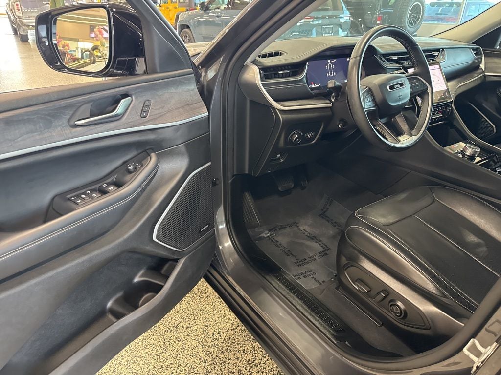 2022 Jeep Grand Cherokee L Limited 4x4