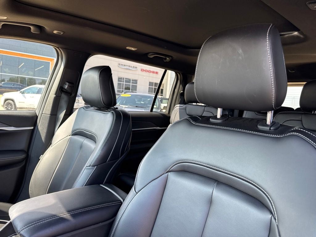2025 Jeep Grand Cherokee L Limited 4x4
