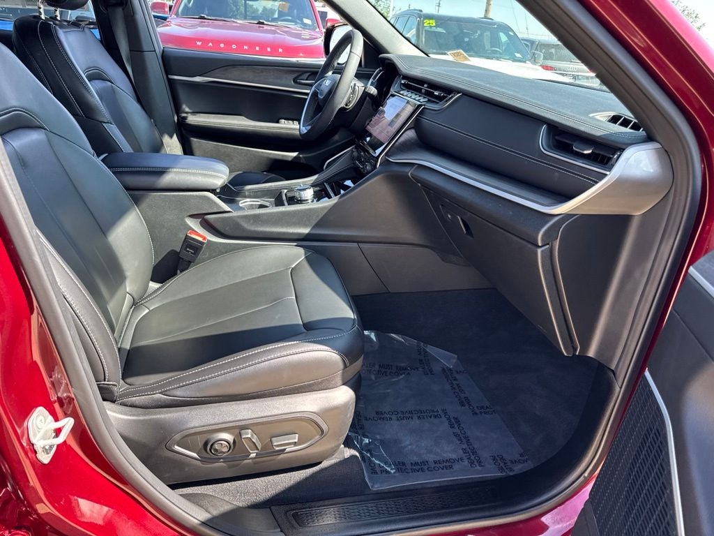 2025 Jeep Grand Cherokee L Limited 4x4