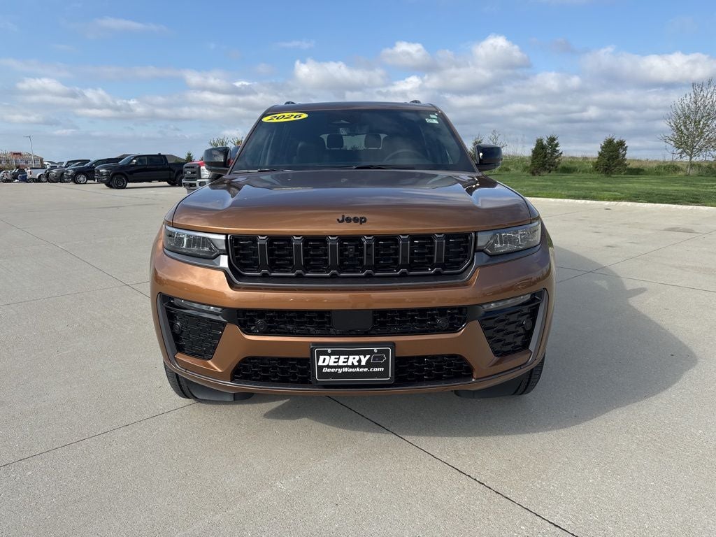 2026 Jeep Grand Cherokee GRAND CHEROKEE L LIMITED RESERVE 4X4