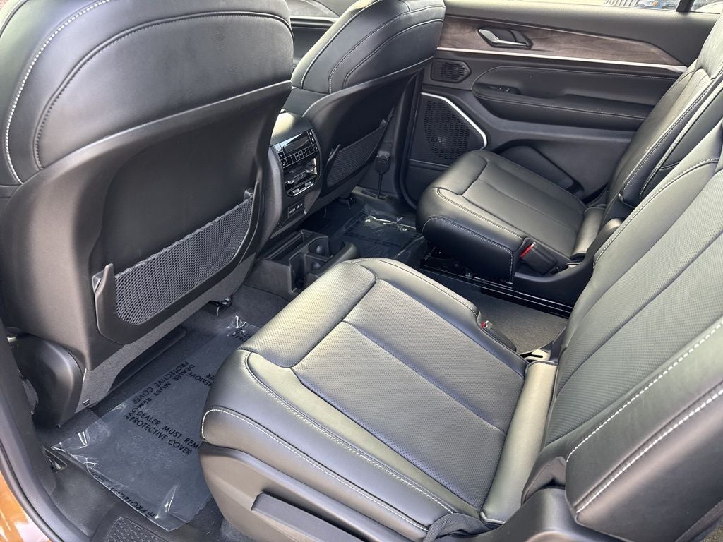 2026 Jeep Grand Cherokee GRAND CHEROKEE L LIMITED RESERVE 4X4