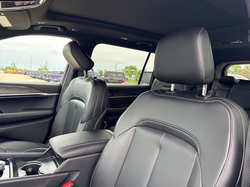 2026 Jeep Grand Cherokee GRAND CHEROKEE L LIMITED 4X4