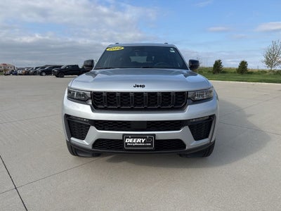 2026 Jeep Grand Cherokee GRAND CHEROKEE L LIMITED 4X4