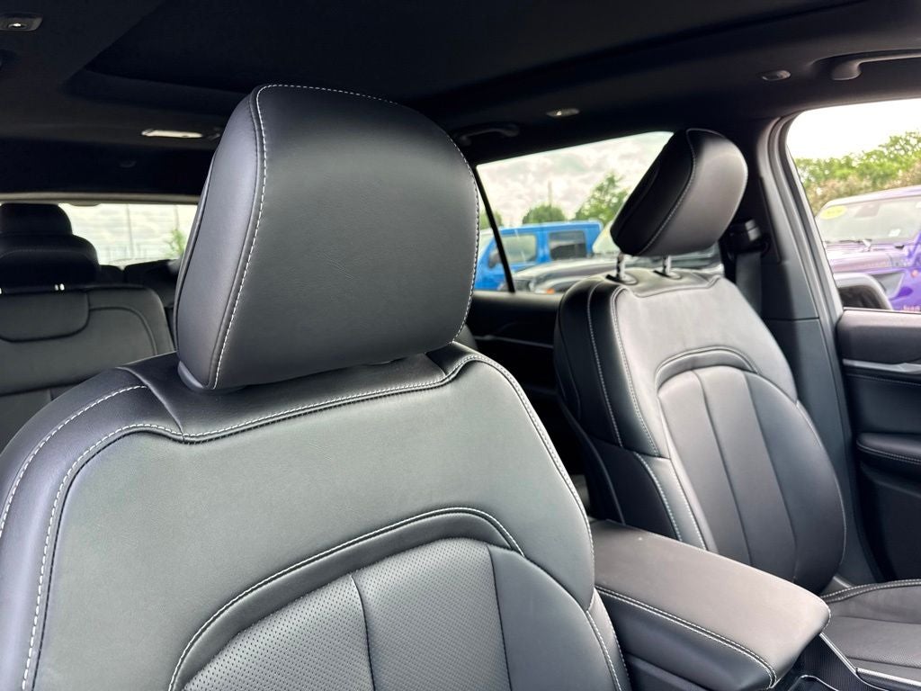 2026 Jeep Grand Cherokee GRAND CHEROKEE L LIMITED RESERVE 4X4