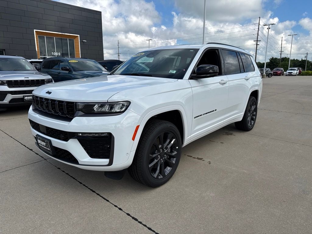 2026 Jeep Grand Cherokee GRAND CHEROKEE L LIMITED RESERVE 4X4
