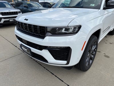 2026 Jeep Grand Cherokee GRAND CHEROKEE L LIMITED RESERVE 4X4