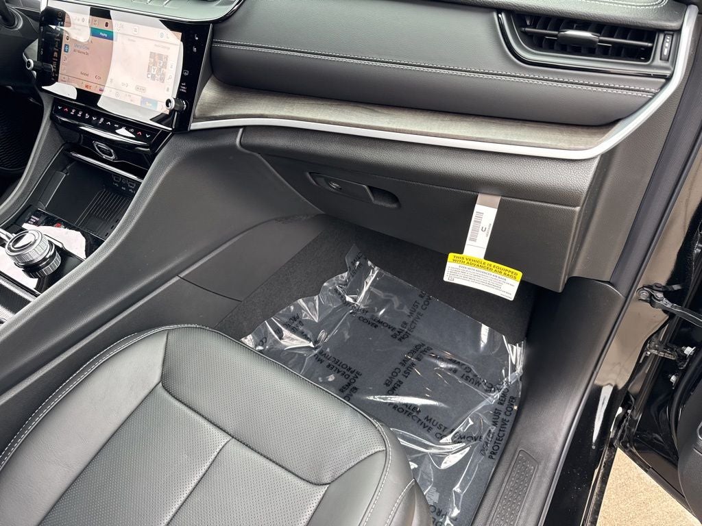 2026 Jeep Grand Cherokee GRAND CHEROKEE L LIMITED RESERVE 4X4