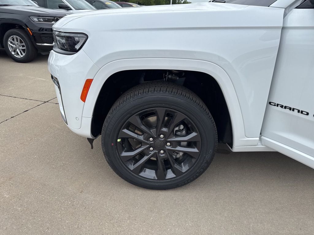2026 Jeep Grand Cherokee GRAND CHEROKEE L LIMITED RESERVE 4X4