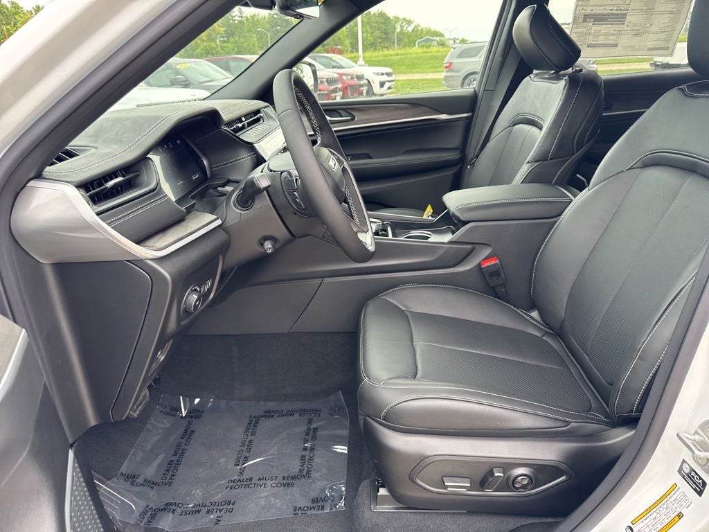 2026 Jeep Grand Cherokee GRAND CHEROKEE L LIMITED RESERVE 4X4