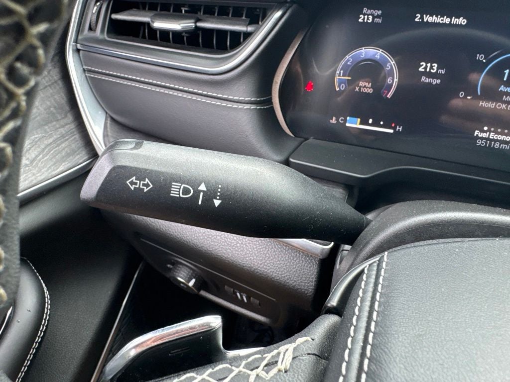 2023 Jeep Grand Cherokee L Overland 4x4