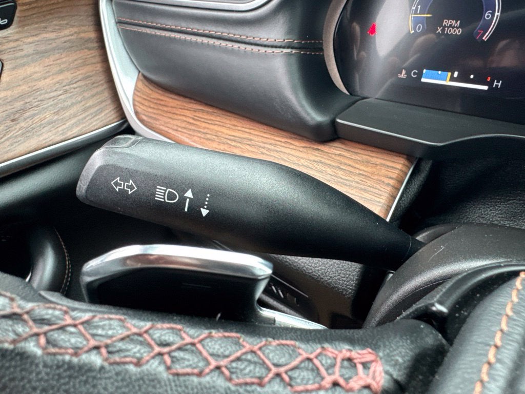 2022 Jeep Grand Cherokee L Summit 4x4