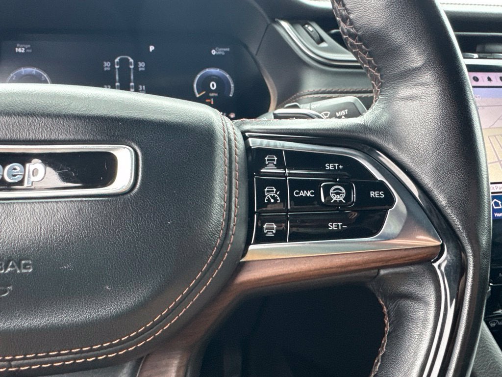 2022 Jeep Grand Cherokee L Summit 4x4