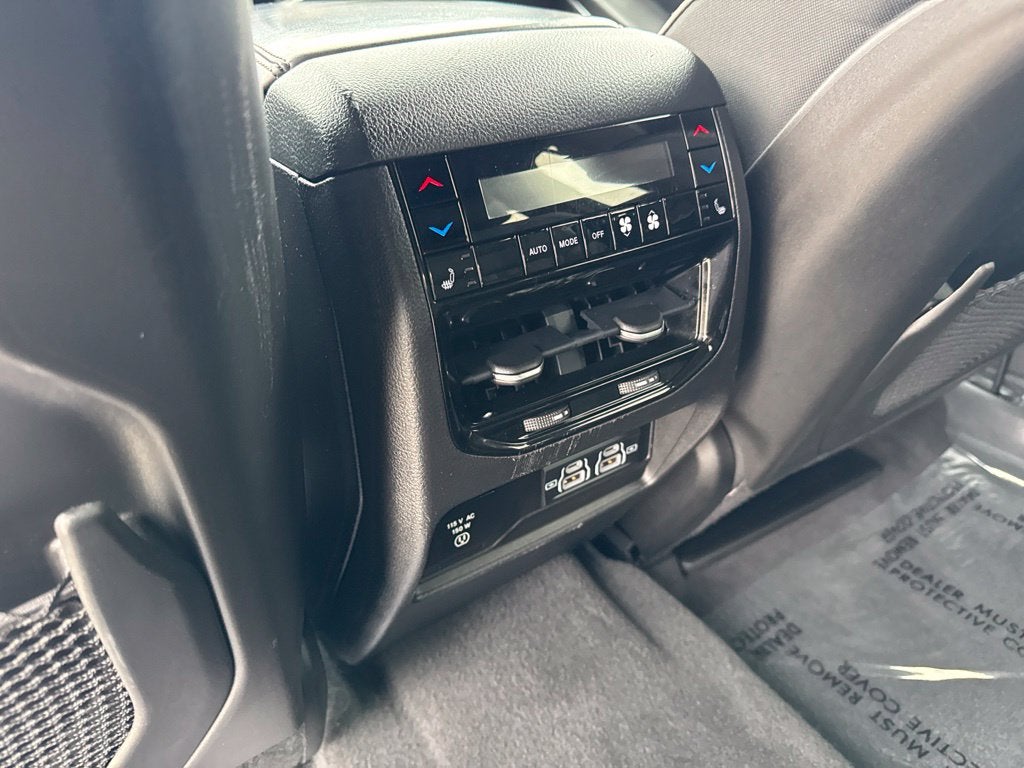 2022 Jeep Grand Cherokee L Summit 4x4