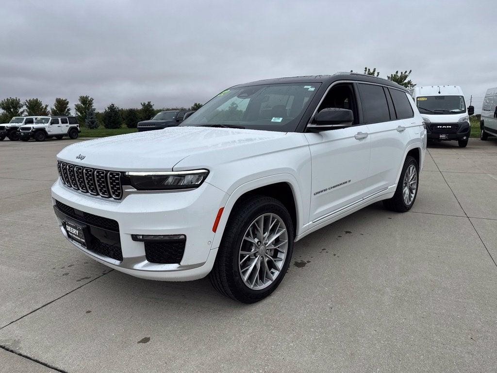 2022 Jeep Grand Cherokee L Summit 4x4