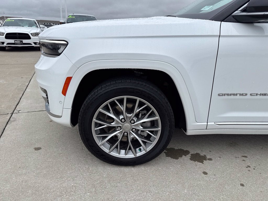 2022 Jeep Grand Cherokee L Summit 4x4