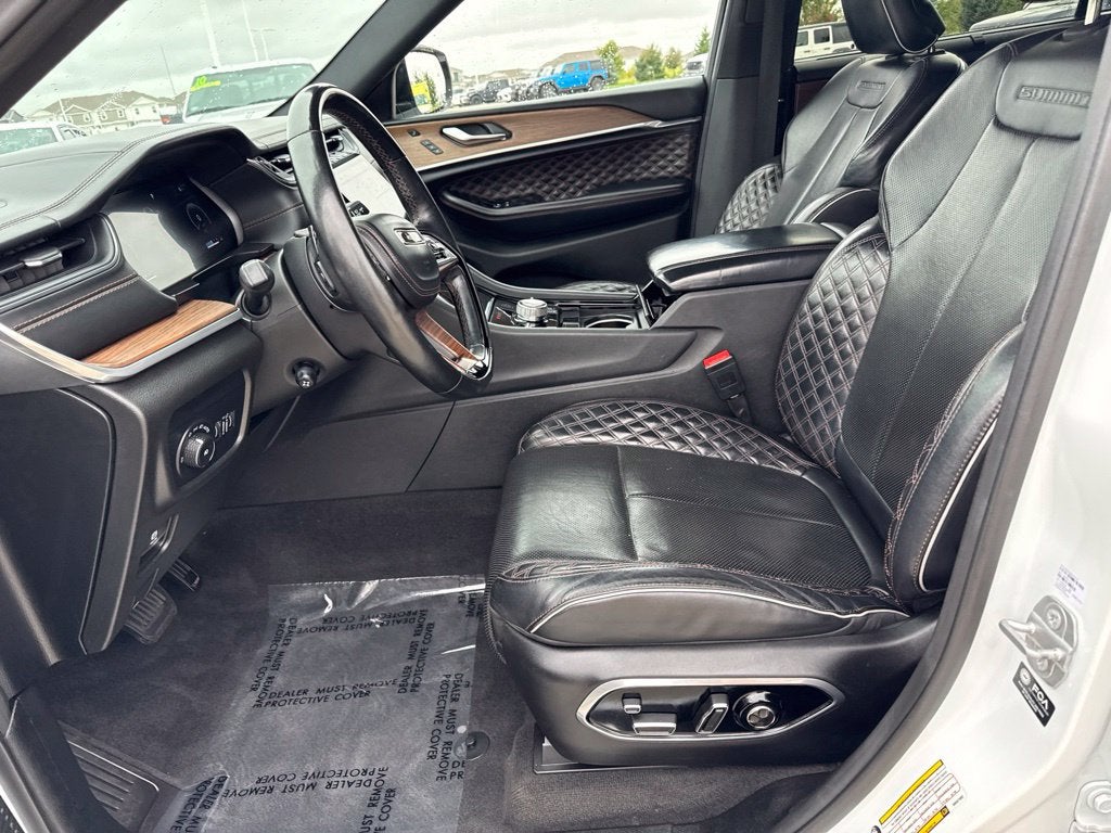 2022 Jeep Grand Cherokee L Summit 4x4