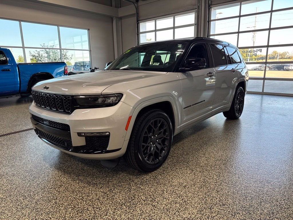 2025 Jeep Grand Cherokee L Summit 4x4