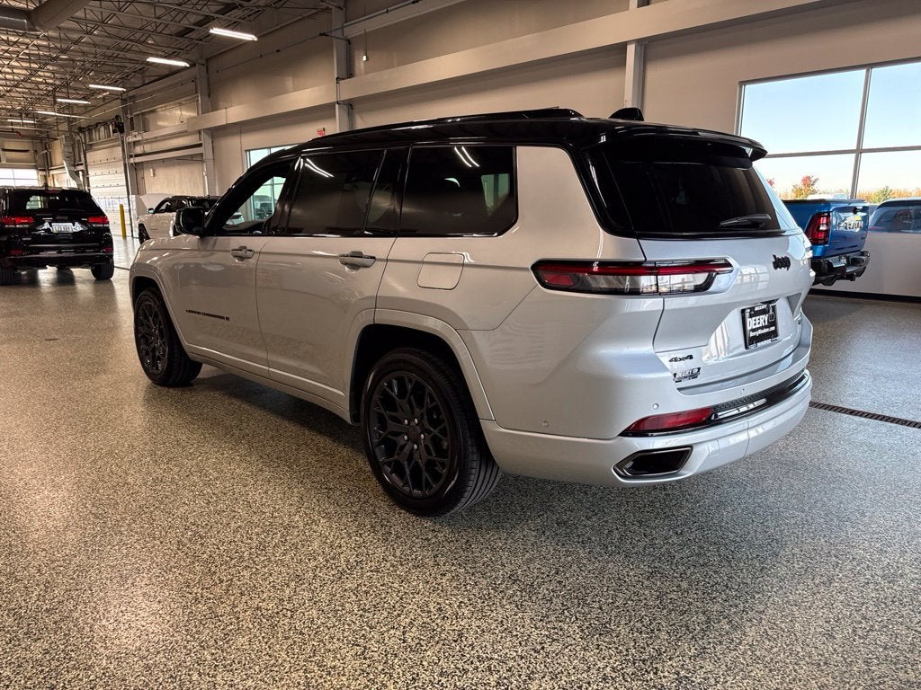 2025 Jeep Grand Cherokee L Summit 4x4