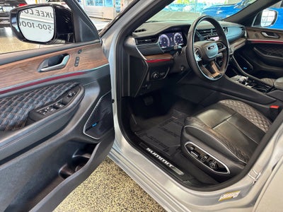 2025 Jeep Grand Cherokee L Summit 4x4