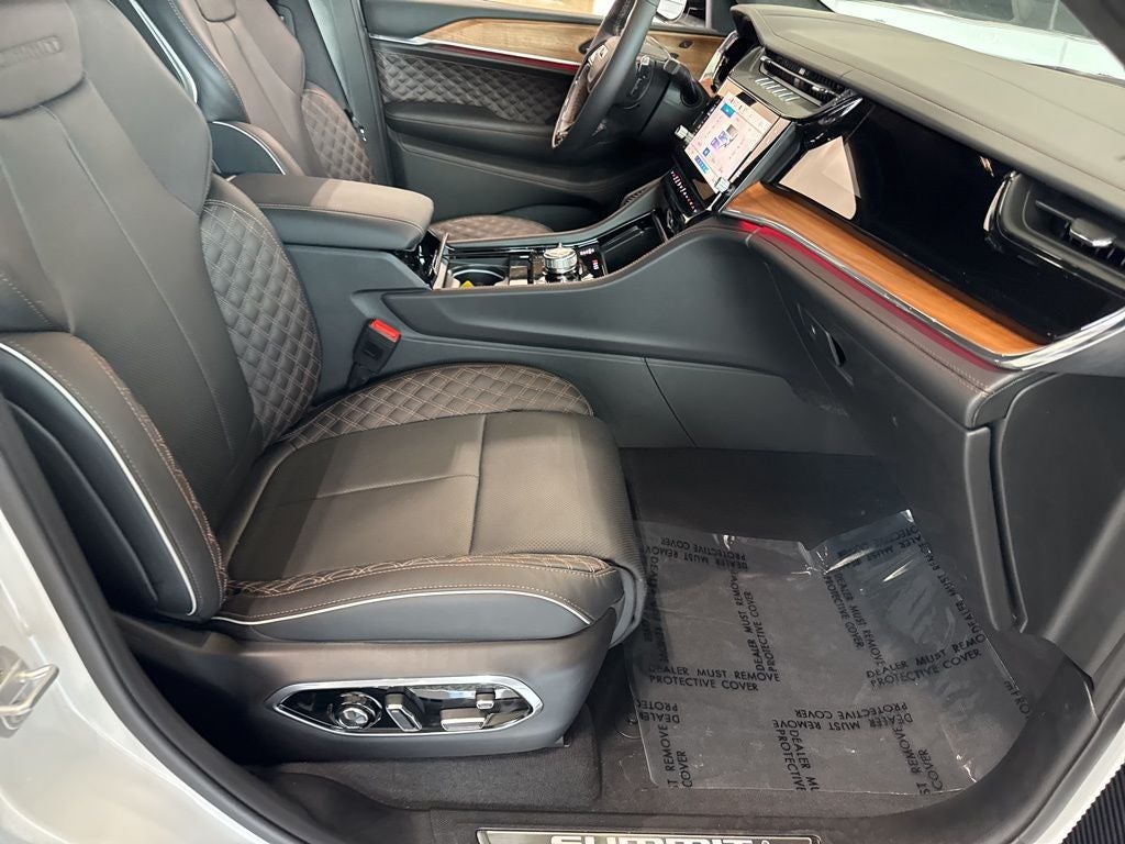 2026 Jeep Grand Cherokee GRAND CHEROKEE L SUMMIT 4X4