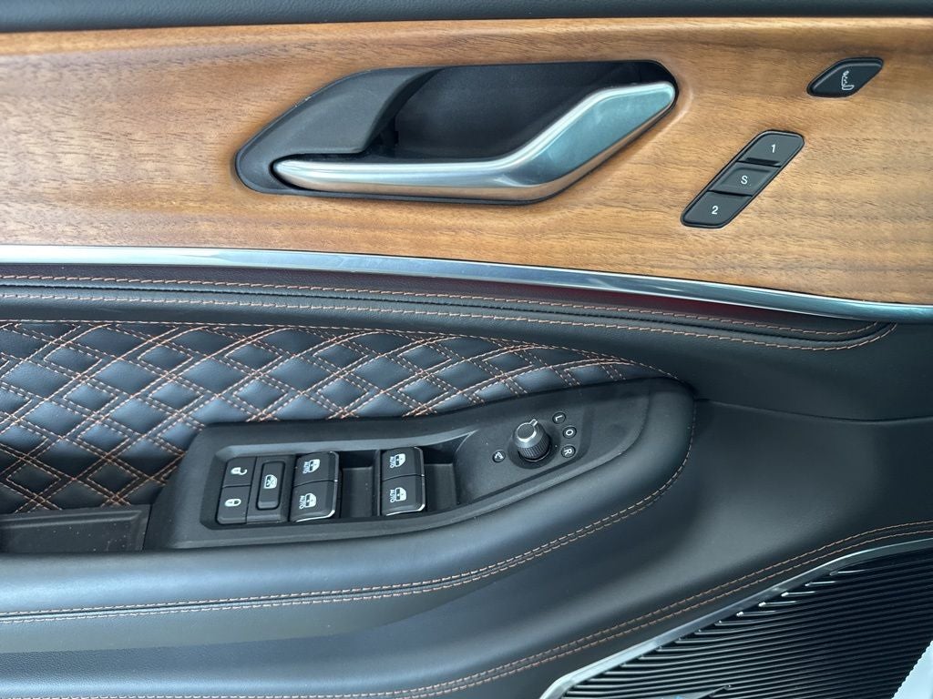 2026 Jeep Grand Cherokee GRAND CHEROKEE L SUMMIT 4X4