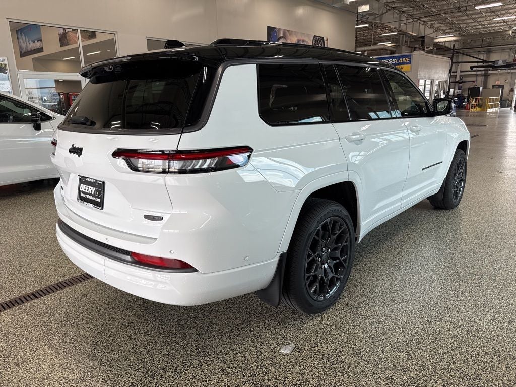 2026 Jeep Grand Cherokee GRAND CHEROKEE L SUMMIT 4X4