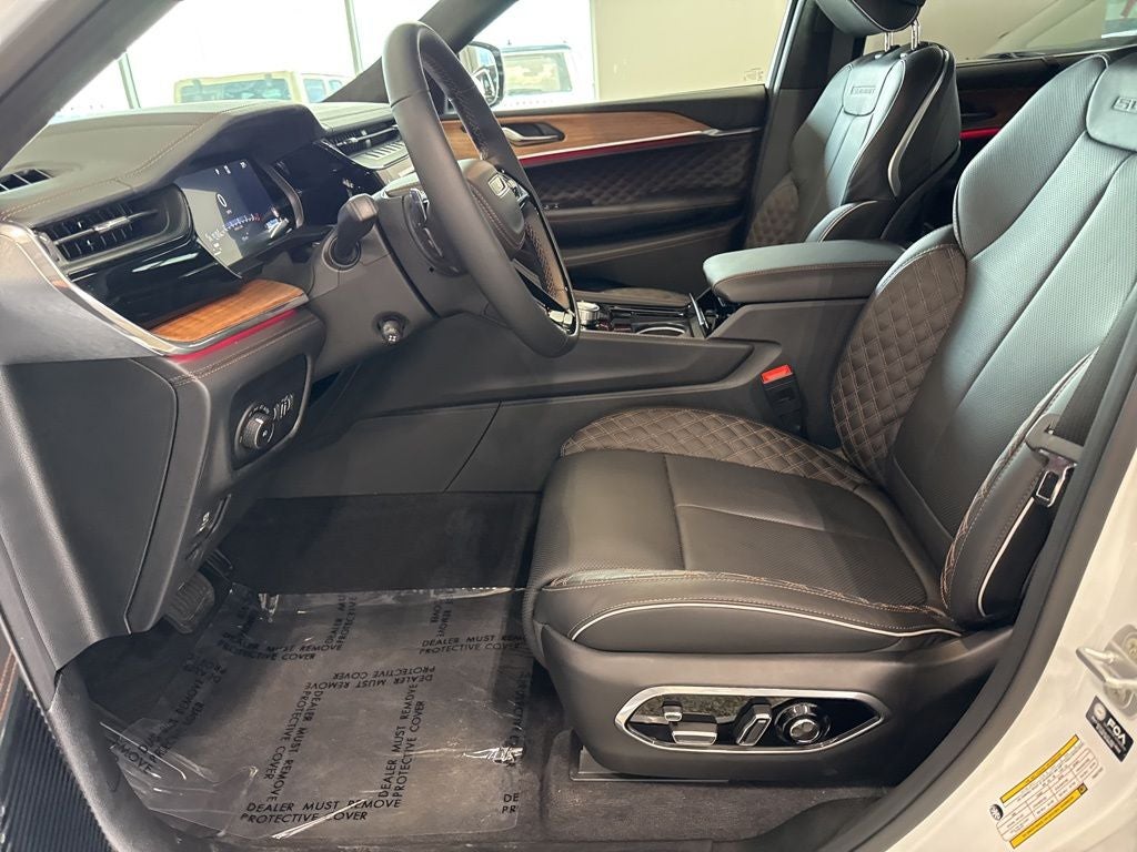 2026 Jeep Grand Cherokee GRAND CHEROKEE L SUMMIT 4X4