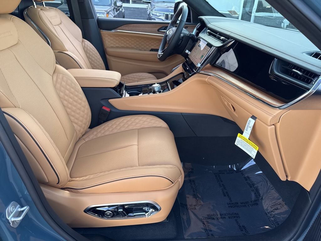 2026 Jeep Grand Cherokee GRAND CHEROKEE L SUMMIT 4X4