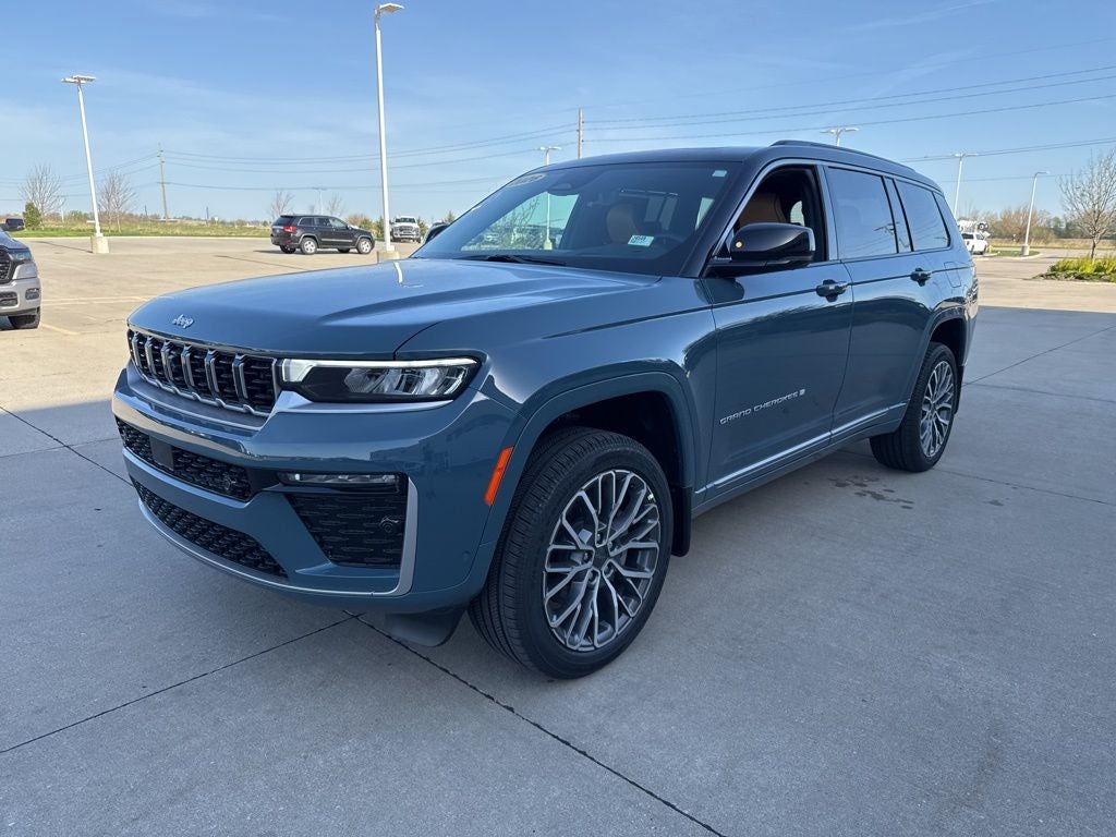 2026 Jeep Grand Cherokee GRAND CHEROKEE L SUMMIT 4X4
