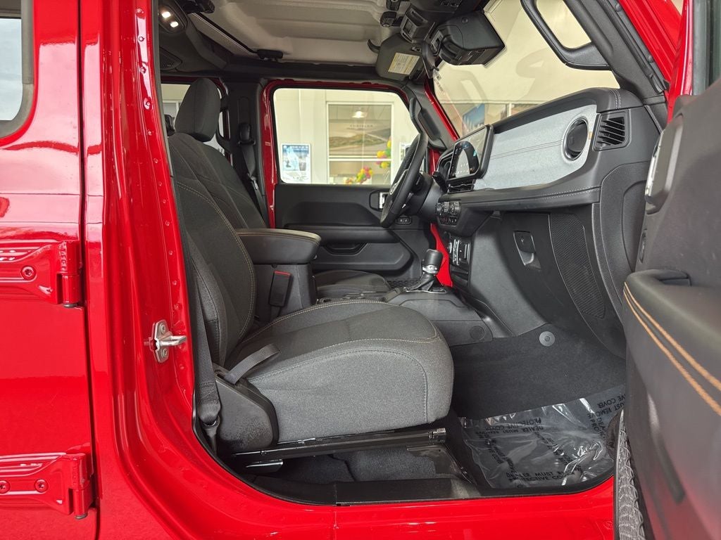 2025 Jeep Wrangler 4xe Sahara 4xe