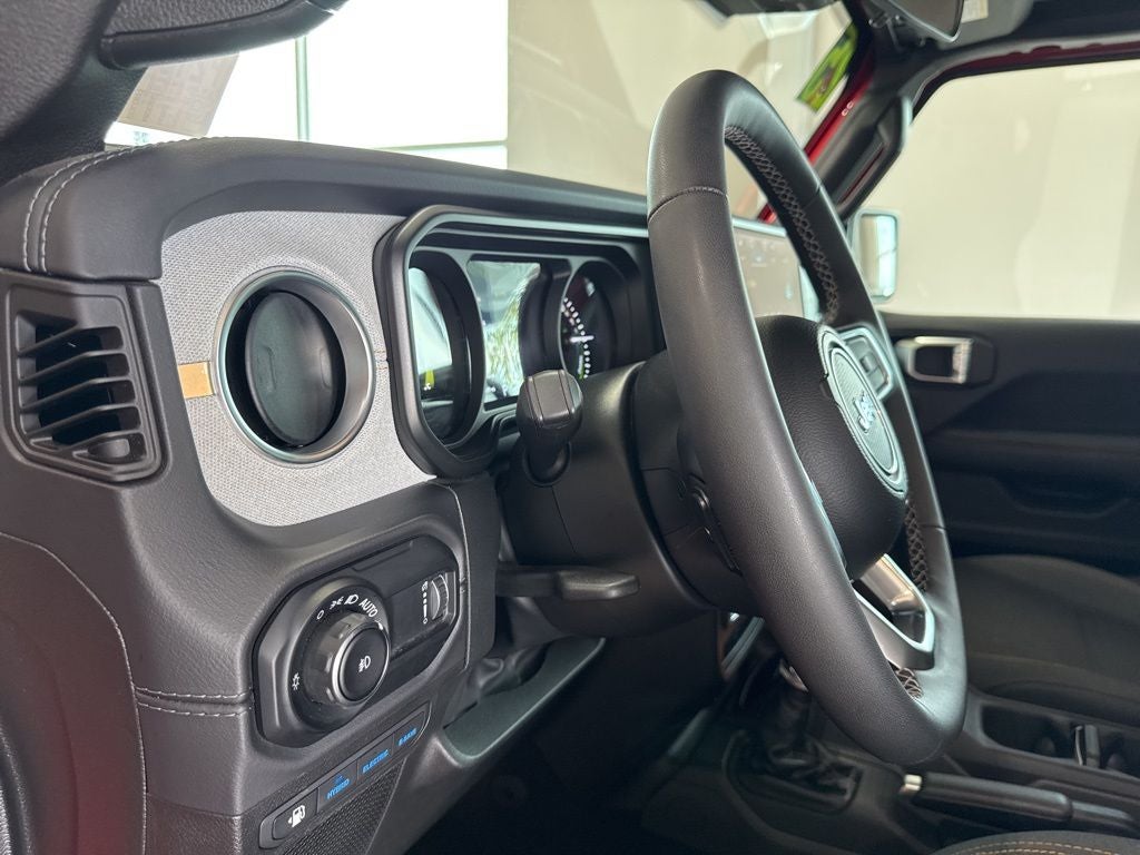 2025 Jeep Wrangler 4xe Sahara 4xe