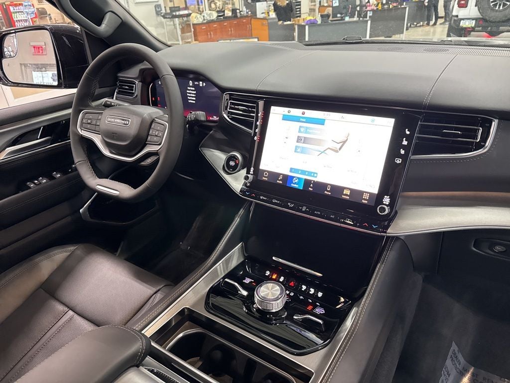 2026 Jeep Grand Wagoneer GRAND WAGONEER L LIMITED RESERVE 4X4