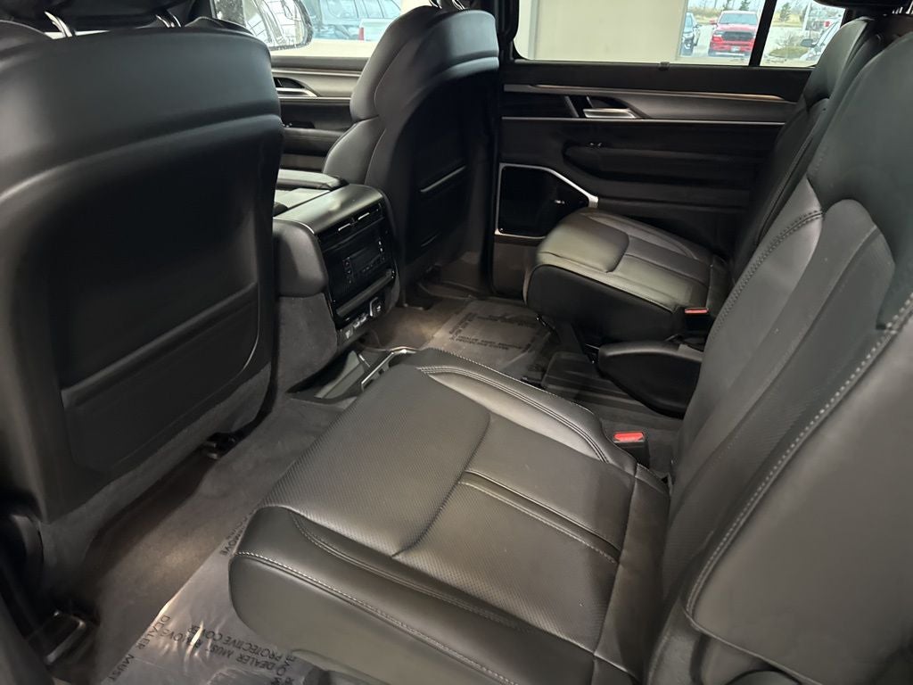 2026 Jeep Grand Wagoneer GRAND WAGONEER L LIMITED RESERVE 4X4