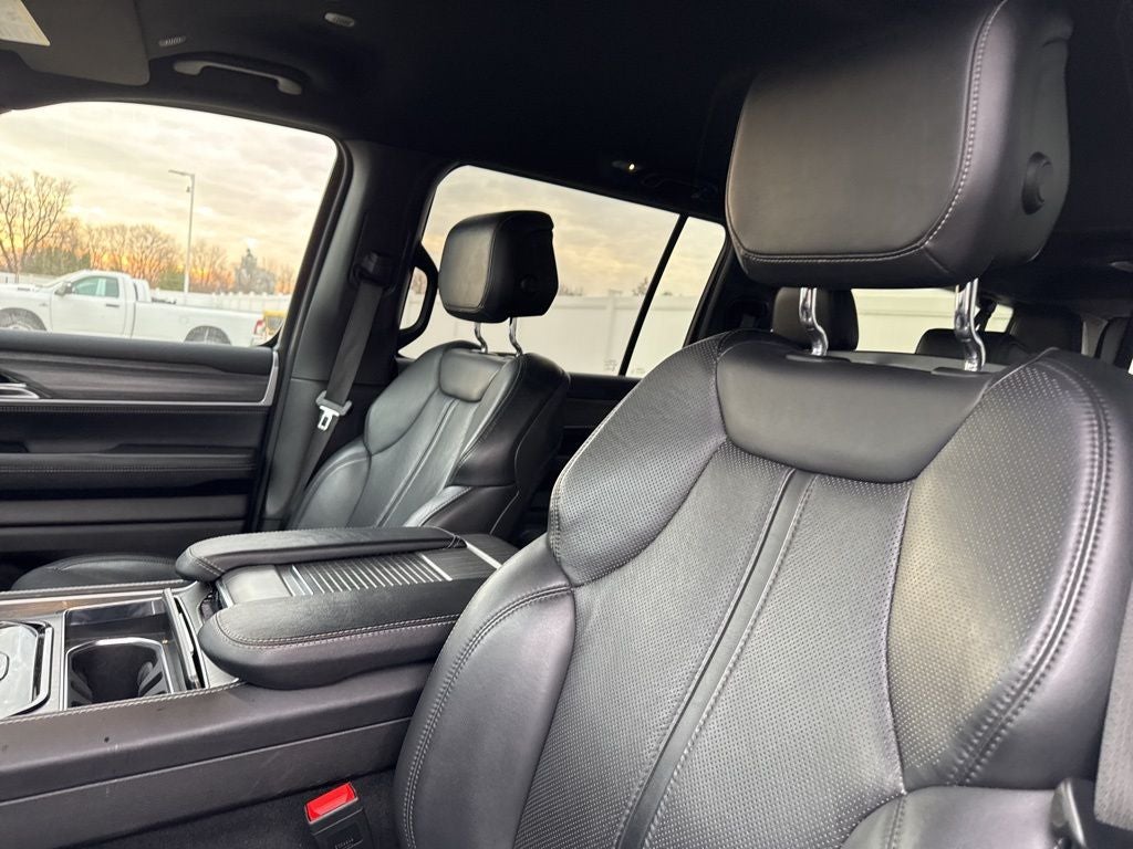 2024 Jeep Wagoneer L Series II 4x4