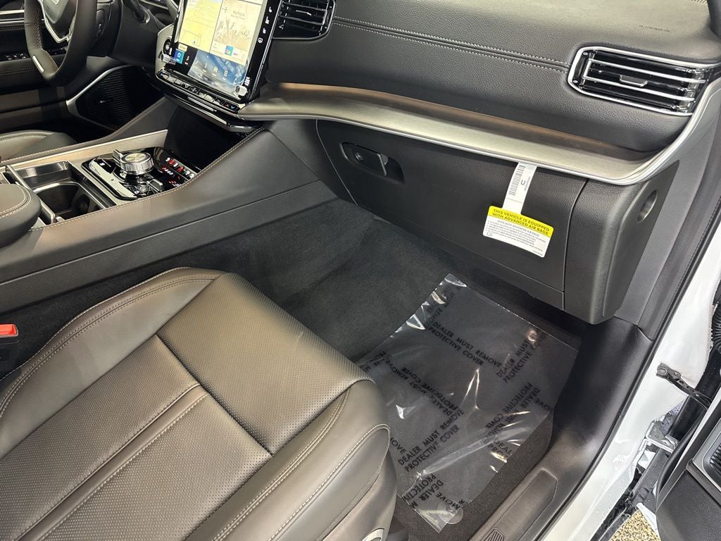 2026 Jeep Grand Wagoneer GRAND WAGONEER UPLAND 4X4