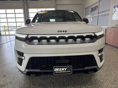 2026 Jeep Grand Wagoneer GRAND WAGONEER UPLAND 4X4