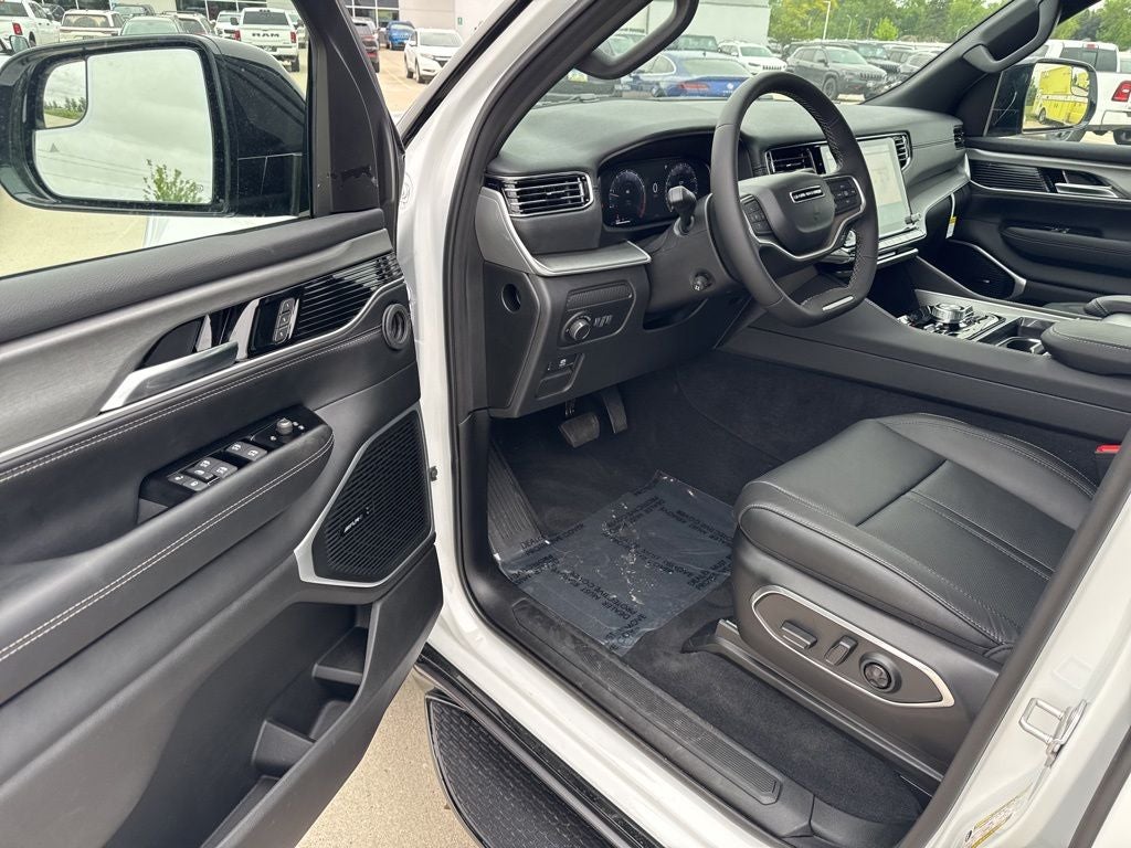 2026 Jeep Grand Wagoneer GRAND WAGONEER UPLAND 4X4