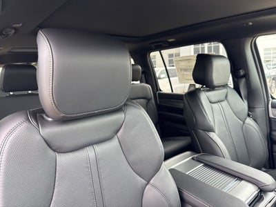 2026 Jeep Grand Wagoneer GRAND WAGONEER UPLAND 4X4