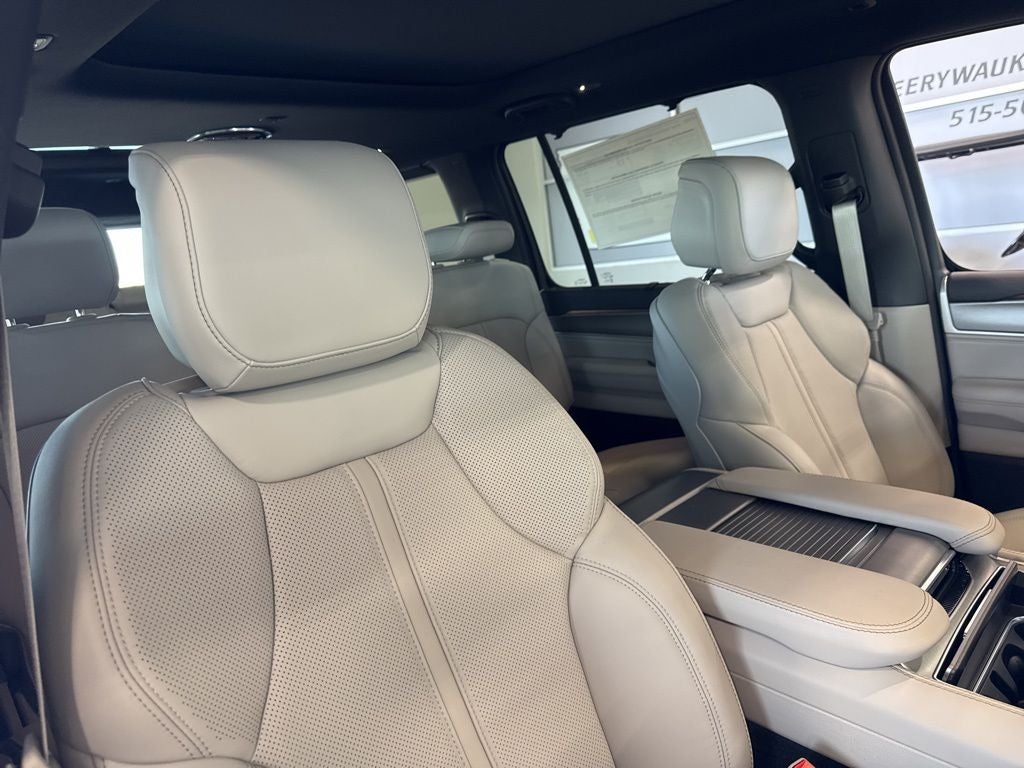 2026 Jeep Grand Wagoneer GRAND WAGONEER LIMITED RESERVE 4X4