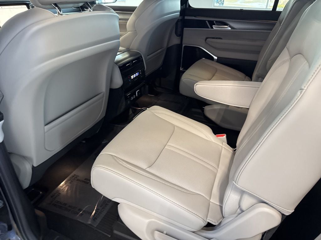 2026 Jeep Grand Wagoneer GRAND WAGONEER LIMITED RESERVE 4X4